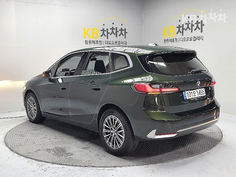 BMW - 2-Series | Active Tourer 218 Luxury 4