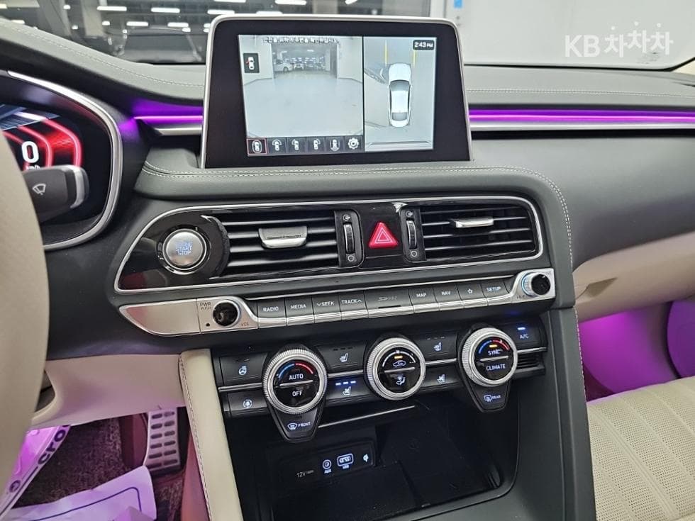 Genesis - G70 | SPORT 3.3T SPORT AWD Prestige 10
