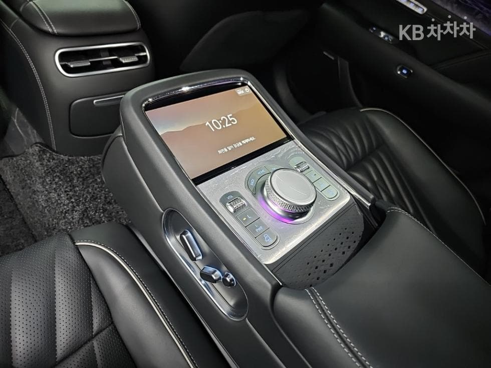 جينيسيس - G90 | 3.5T AWD Base 13