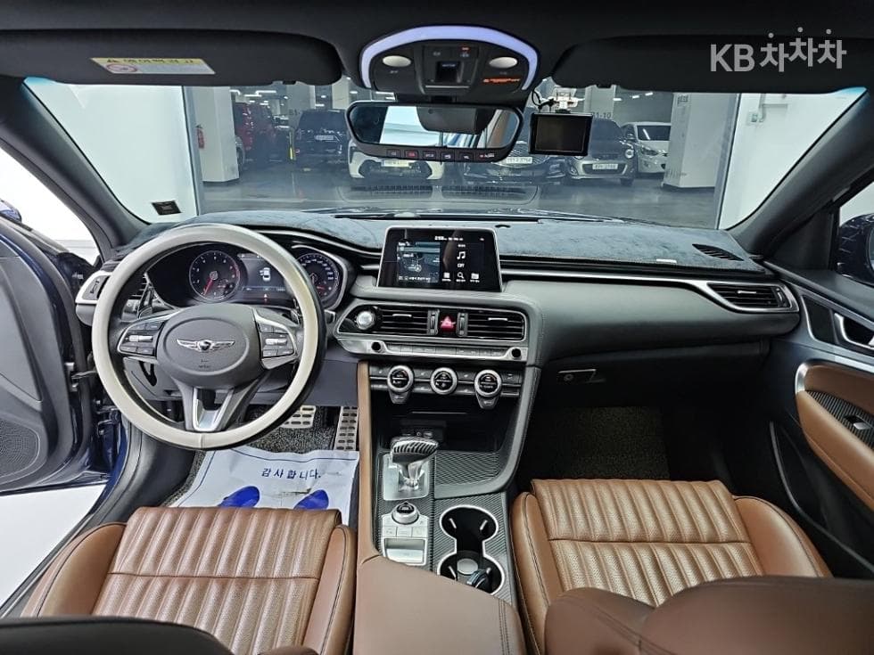 Genesis - G70 | 2.0T Elite 7