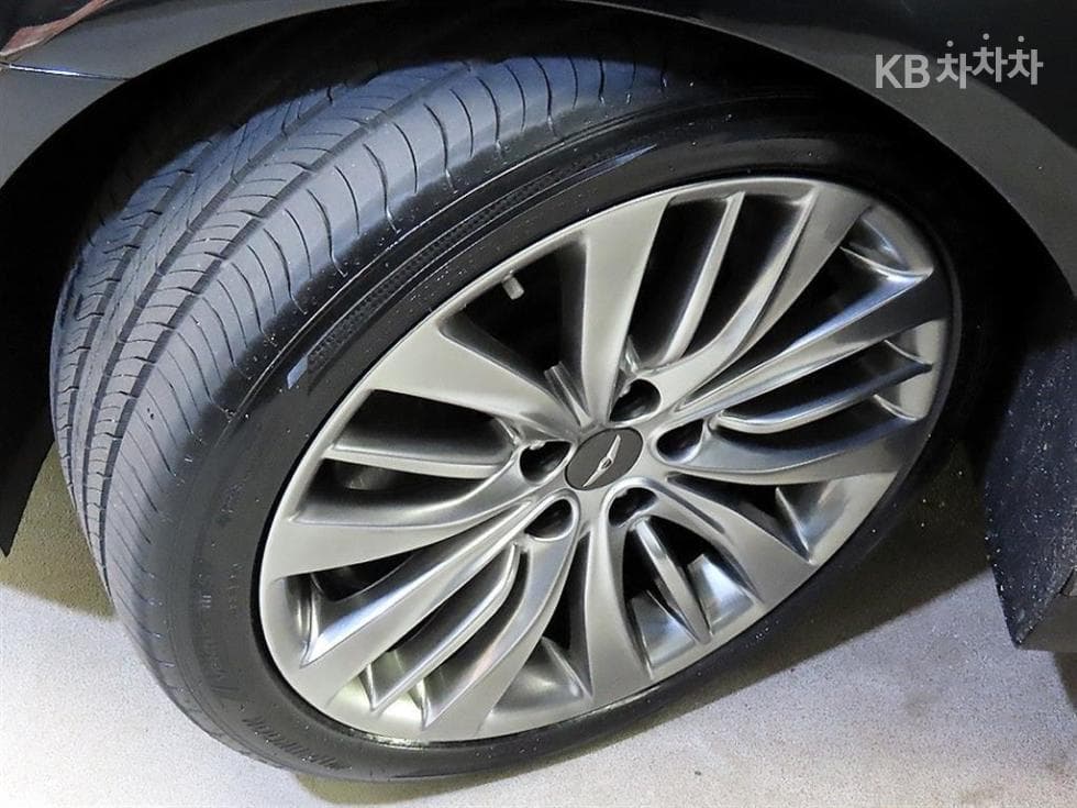 Genesis - G80 | 3.8 GDI AWD Prestige 20