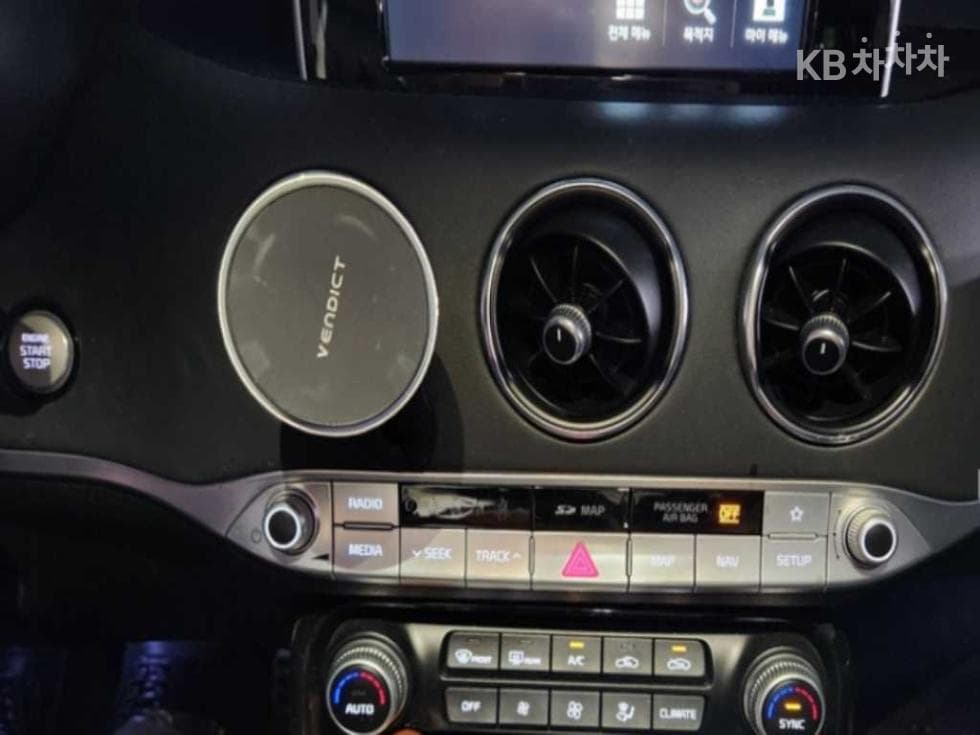 Kia - Стингер | 2.0 Turbo 2WD Platinum 3