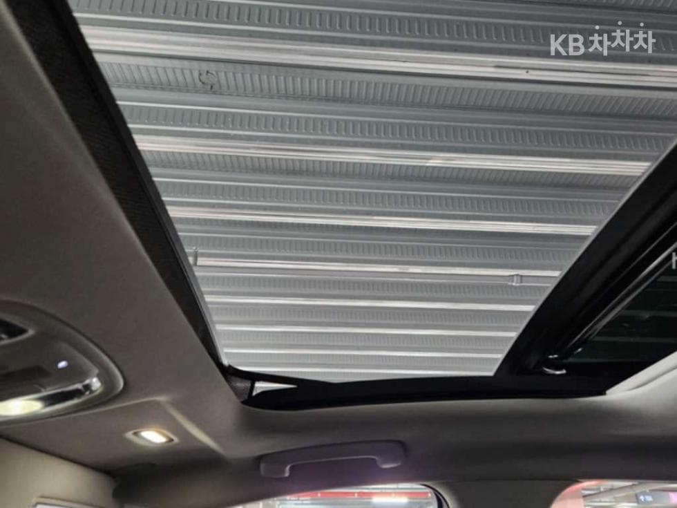 Kia - Стингер | 2.0 Turbo 2WD Platinum 7