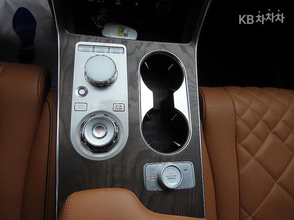 Genesis - GV80 | 2.5 Turbo Gasoline AWD 11