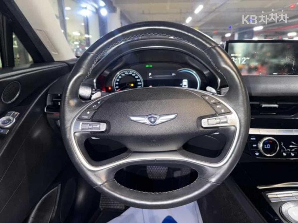 Genesis - G80 | 2.5 T-GDi AWD 8