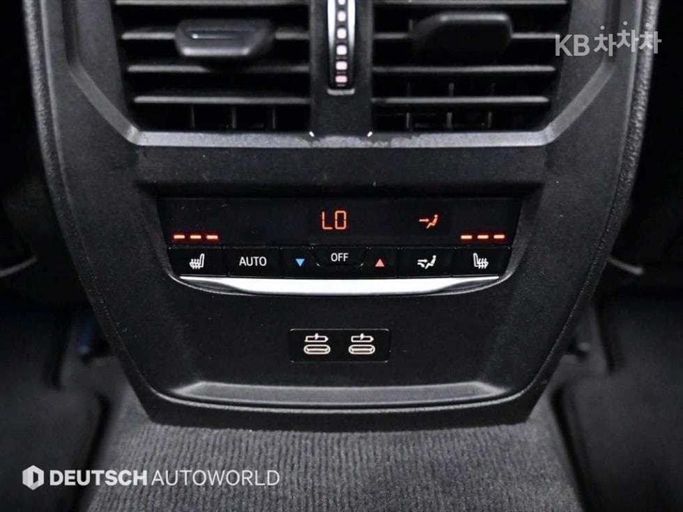 BMW - 3-Series | 330 Luxury 16