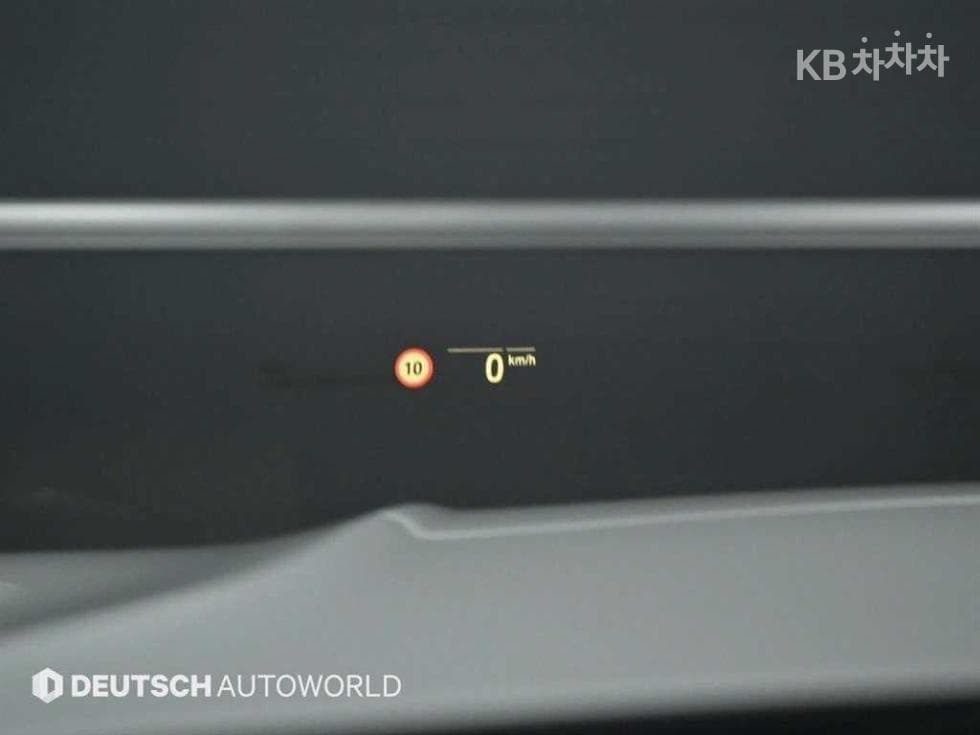 BMW - 3-Series | 330 Luxury 18