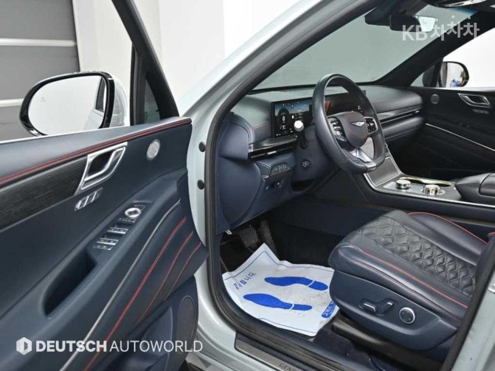 Genesis - GV80 Coupe | 2.5 Gasoline Turbo AWD Base 11