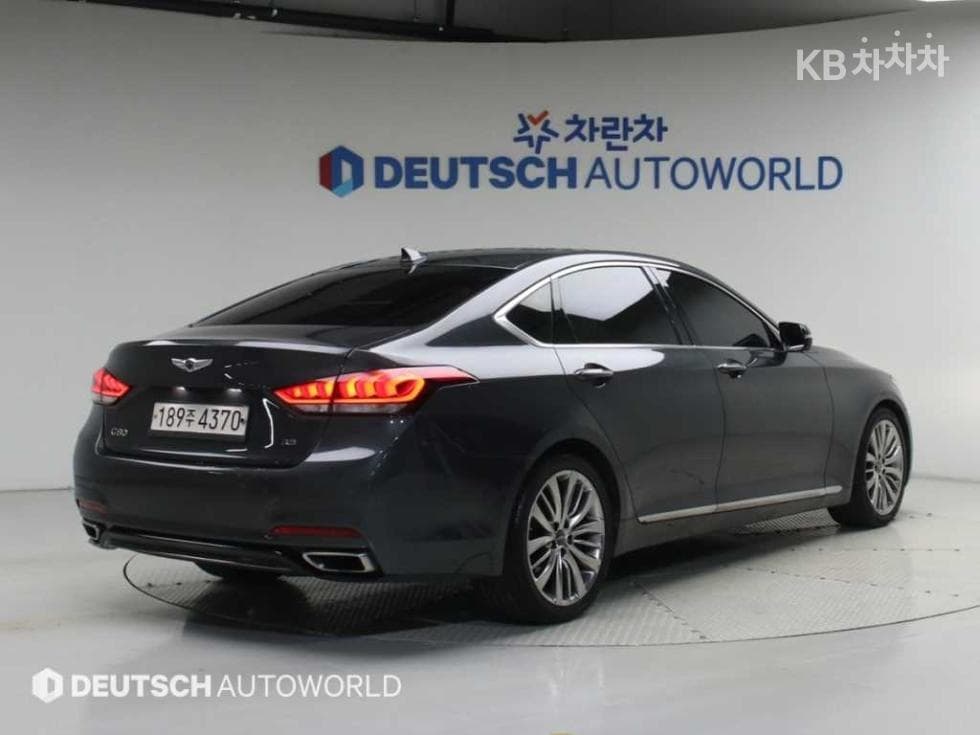 Genesis - G80 | 3.3 GDI Premium Luxury 2