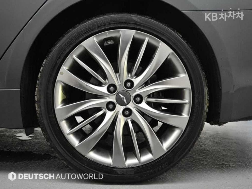 Genesis - G80 | 3.3 GDI Premium Luxury 5