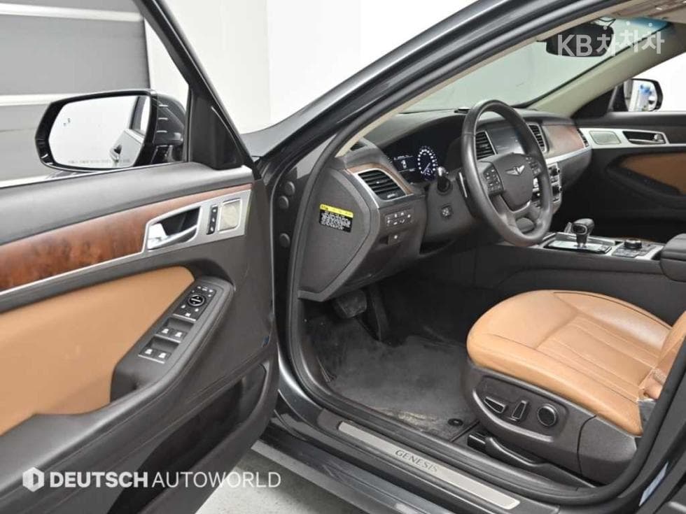 Genesis - G80 | 3.3 GDI Premium Luxury 11