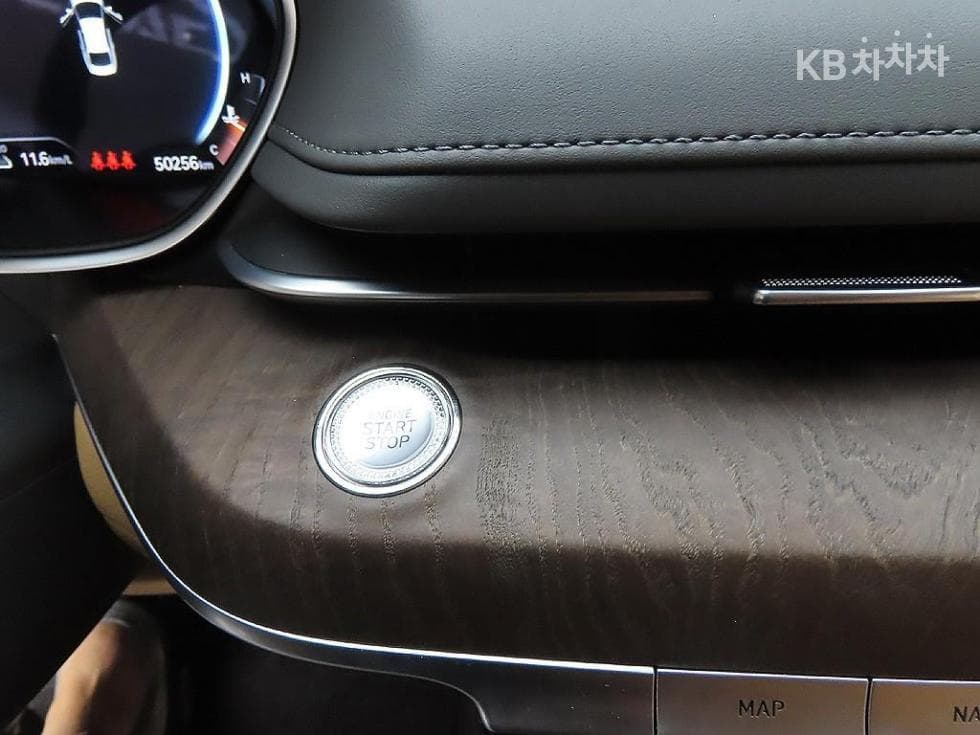 Genesis - G80 | 2.5 T-GDi AWD 13