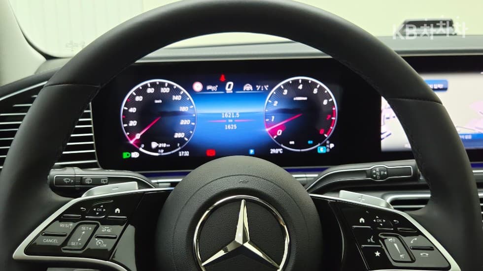 Mercedes-Benz - GLE-Class | 450 4Matic 16