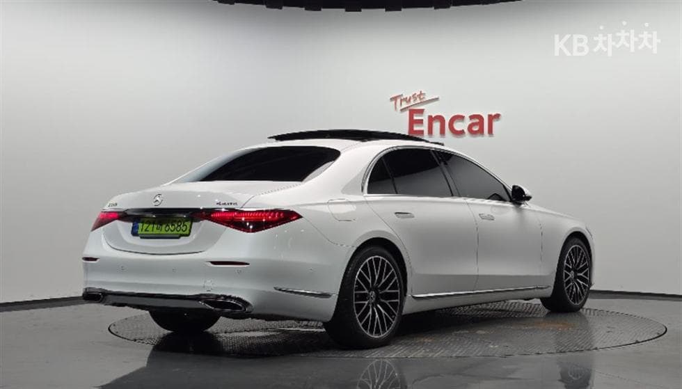 Mercedes-Benz - S-Class | S580L 4Matic Base 2