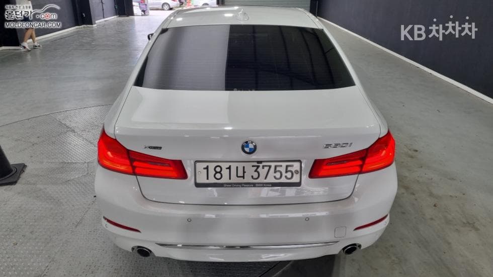 BMW - 5-Series | All New 530 xDrive Luxury Plus 4