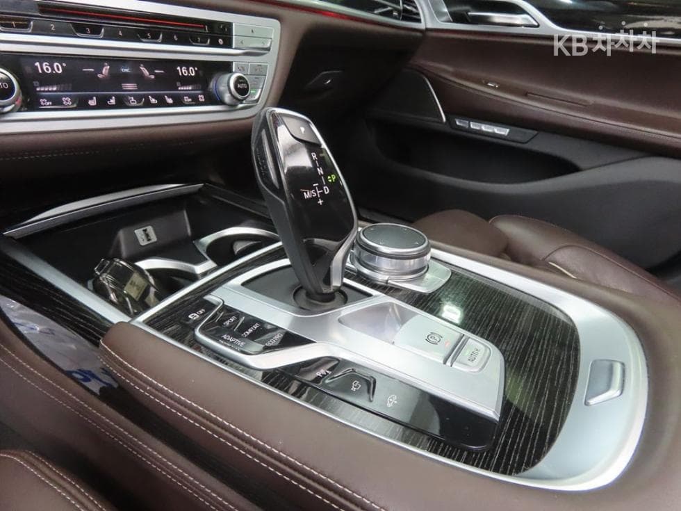 BMW - 7-Series | 730 xDrive M Sport 8