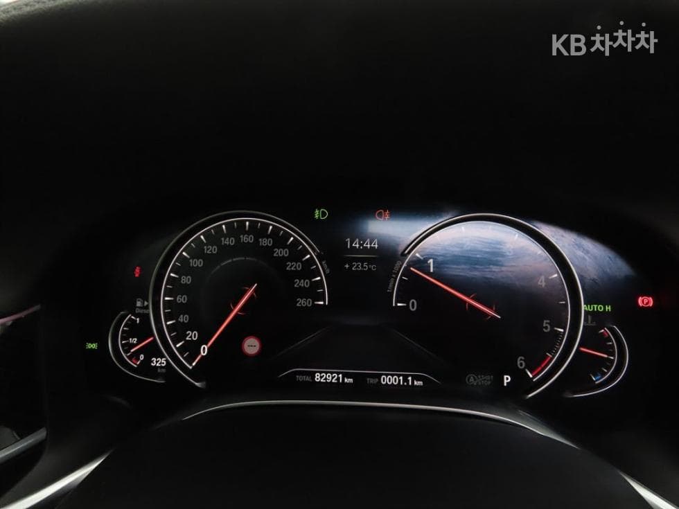 BMW - 7-Series | 730 xDrive M Sport 7