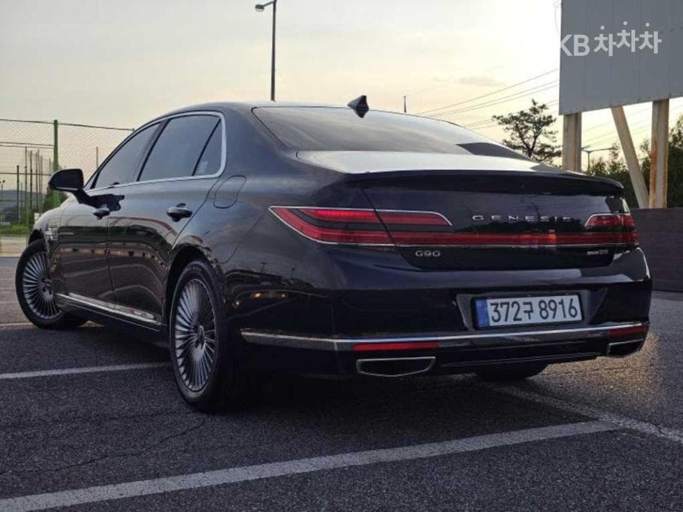 Genesis - G90 | 3.8 GDi AWD Luxury 4