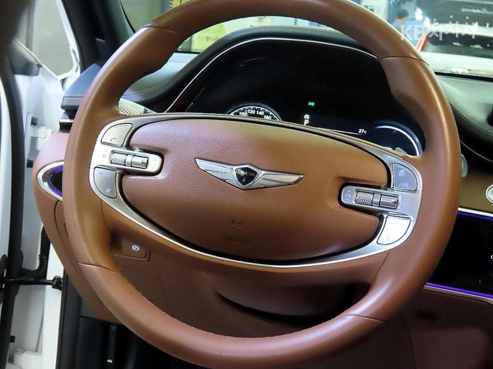 Genesis - GV70 | Gasoline 2.5T AWD 8