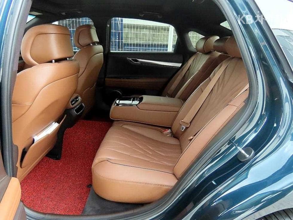 Genesis - G80 | 2.5 T-GDi AWD 6