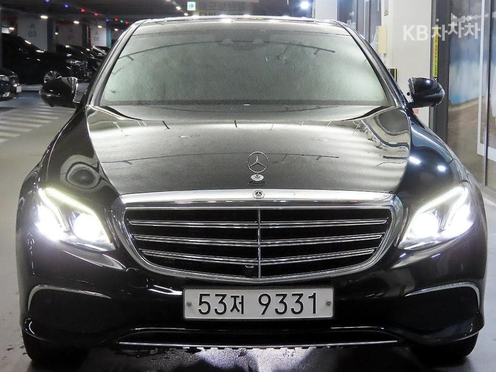 مرسيدس - E-Class | E300 4Matic Exclusive 2