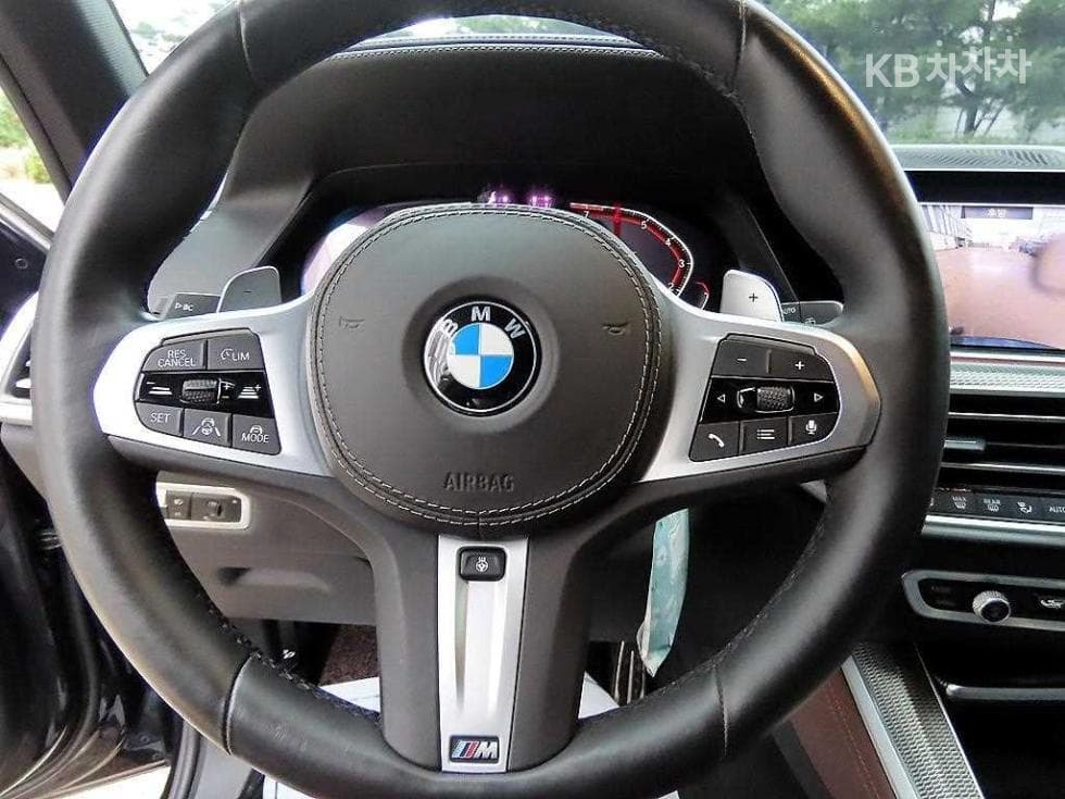 BMW - X5 | xDrive 40 M Sport 8