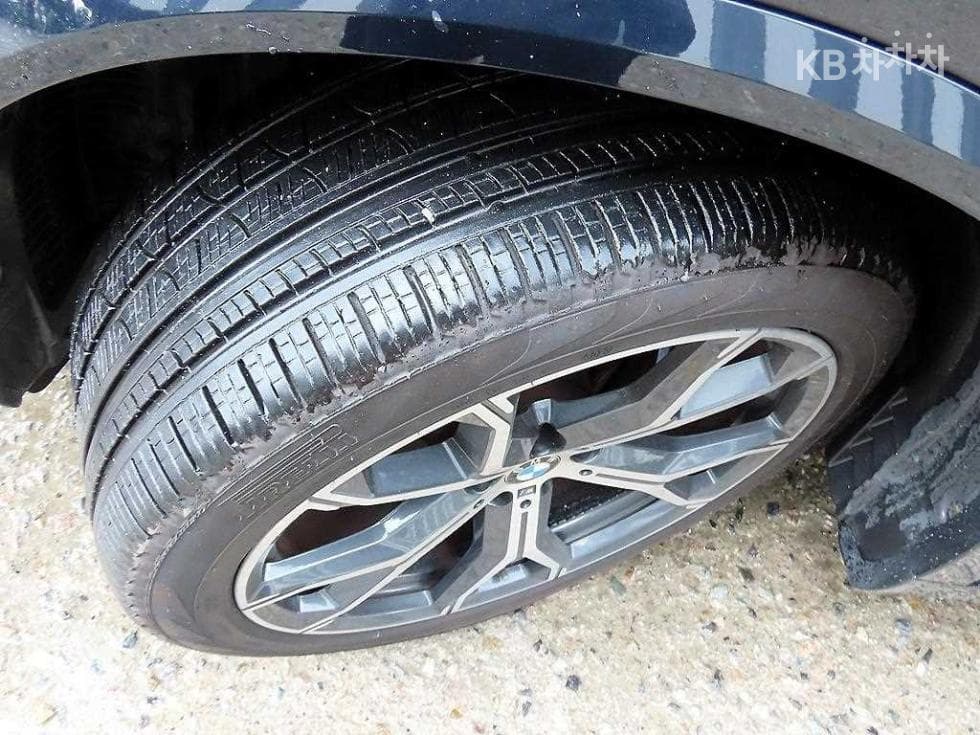 BMW - X5 | xDrive 40 M Sport 20