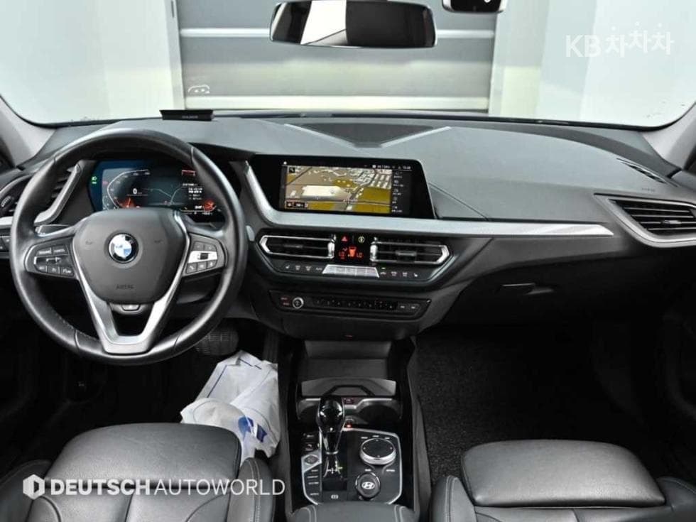 BMW - 1-Series | 120 M Sport 5