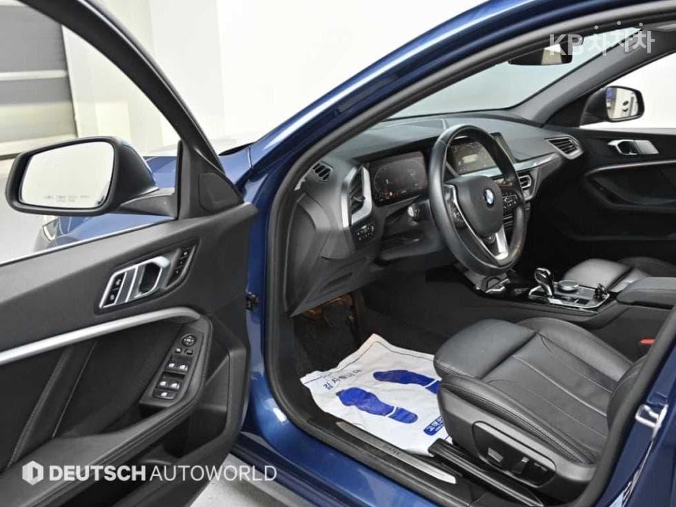 BMW - 1-Series | 120 M Sport 9