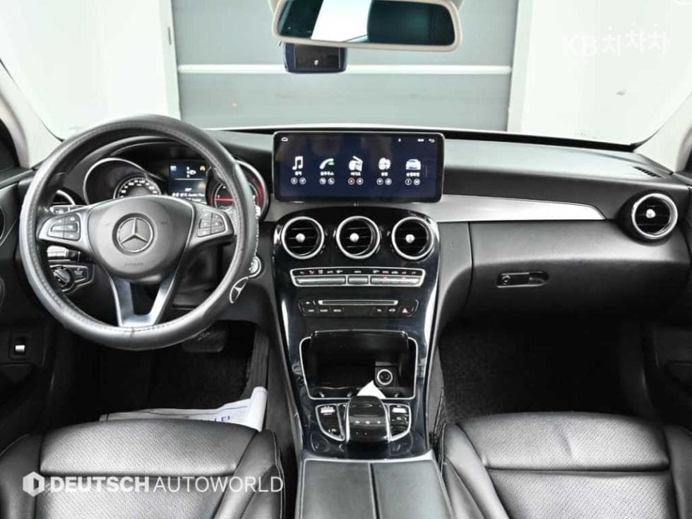 Mercedes-Benz - C-Class | The New BlueTEC Avantgarde W205(14~) 7