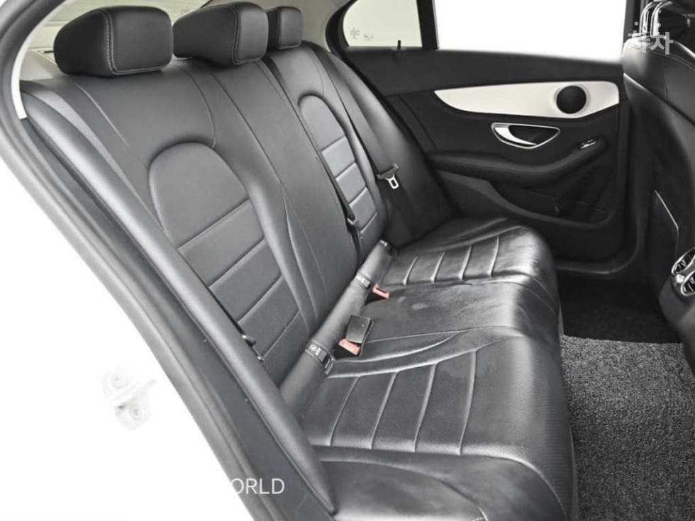 Mercedes-Benz - C-Class | The New BlueTEC Avantgarde W205(14~) 12