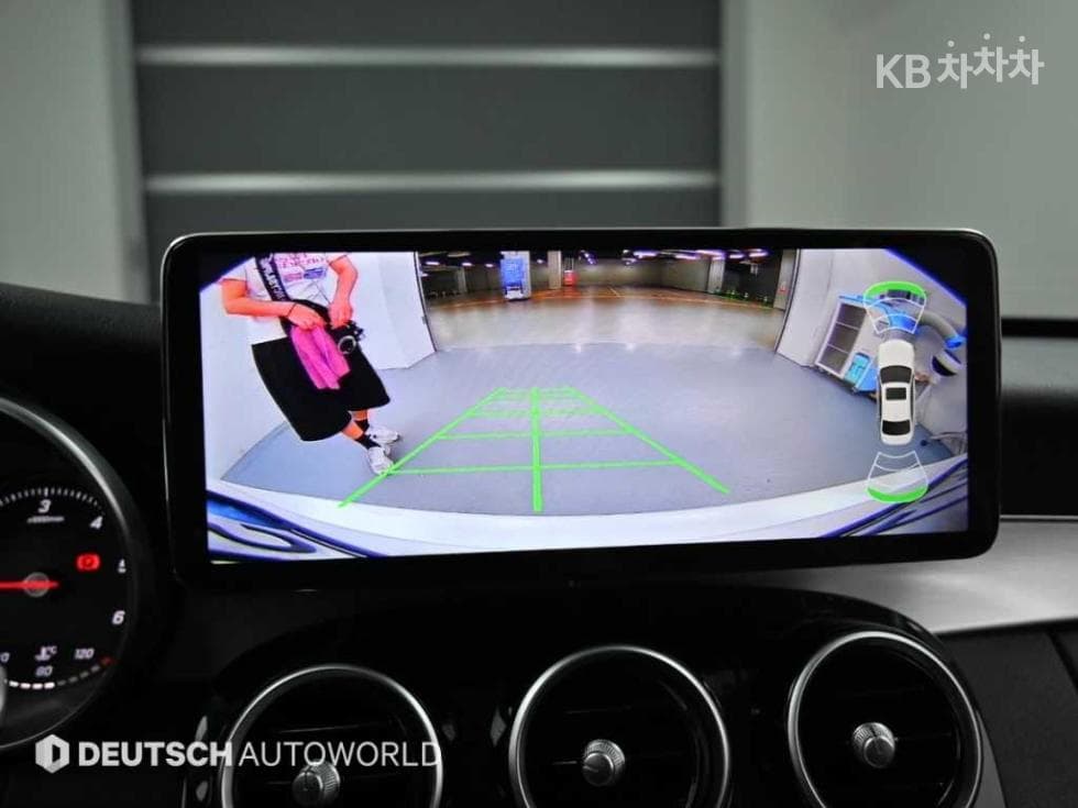 Mercedes-Benz - C-Class | The New BlueTEC Avantgarde W205(14~) 15