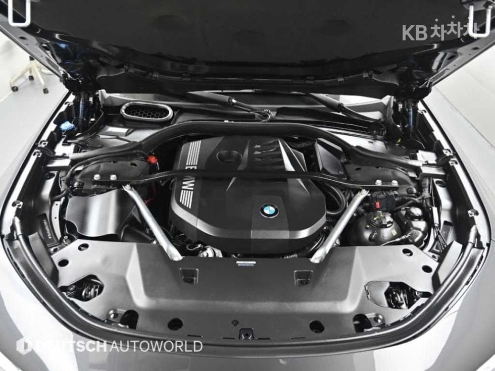 بي إم دبليو - 7-Series | 740 sDrive M Sport Executive 6