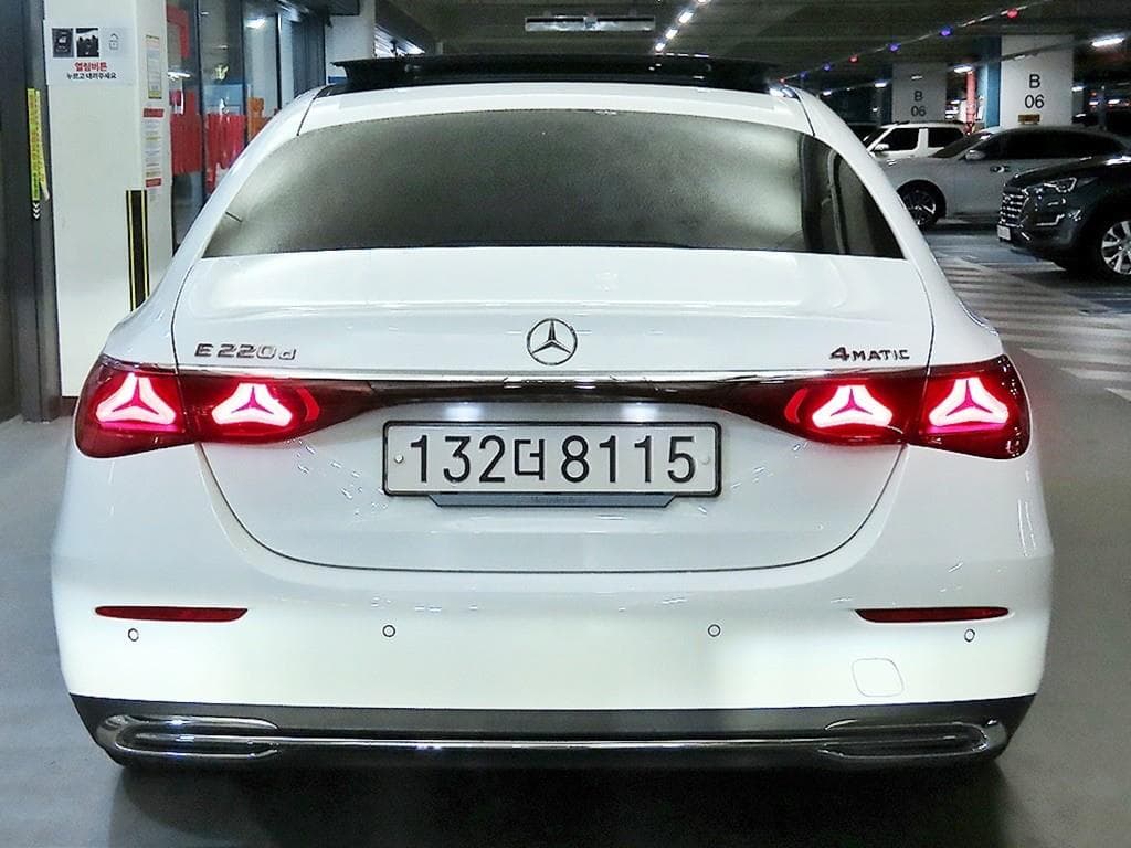 مرسيدس - E-Class | E220 4MATIC Exclusive 5
