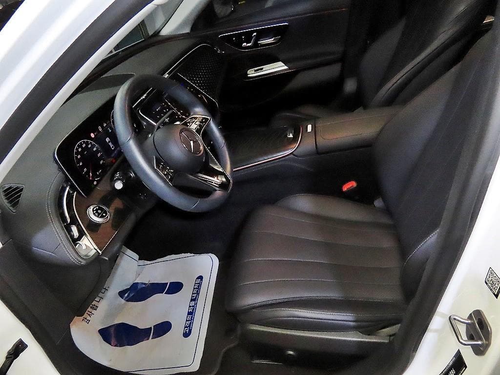 مرسيدس - E-Class | E220 4MATIC Exclusive 6