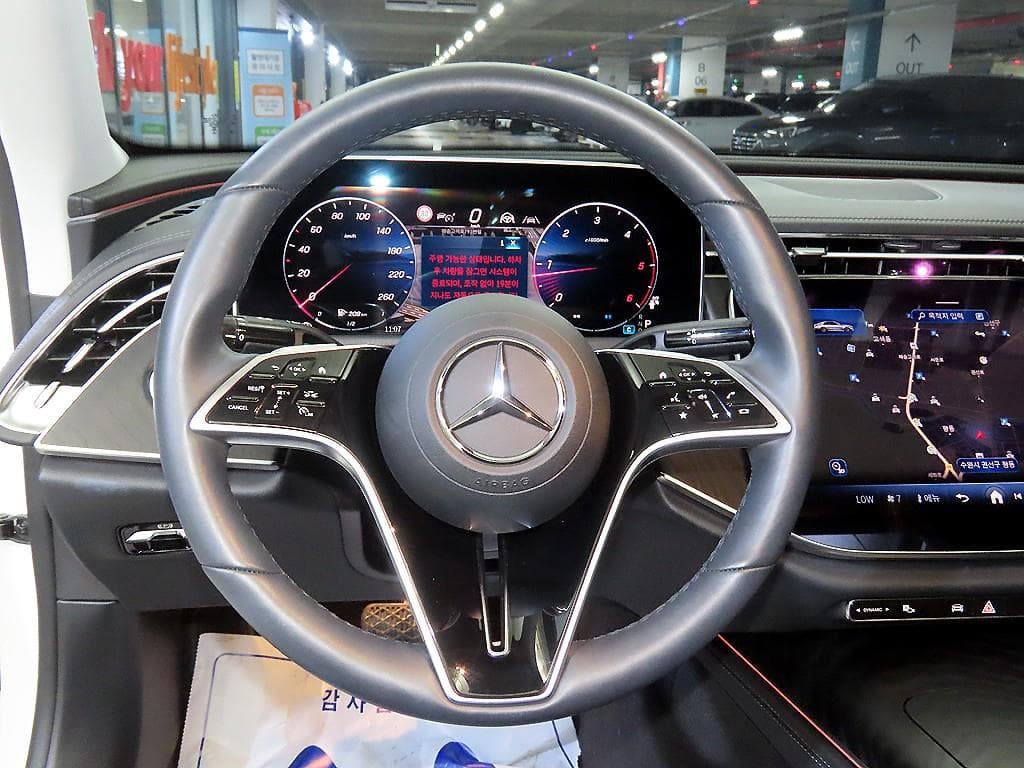 مرسيدس - E-Class | E220 4MATIC Exclusive 8