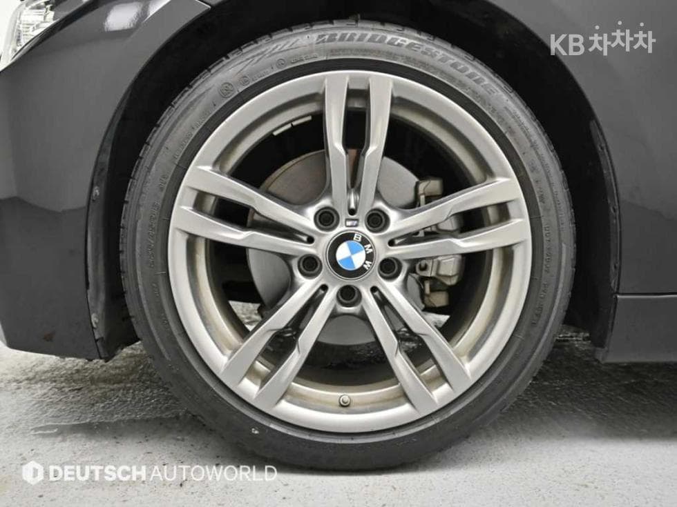 BMW - 3-Series | New 320 Sedan M Sport F30(13~) 5