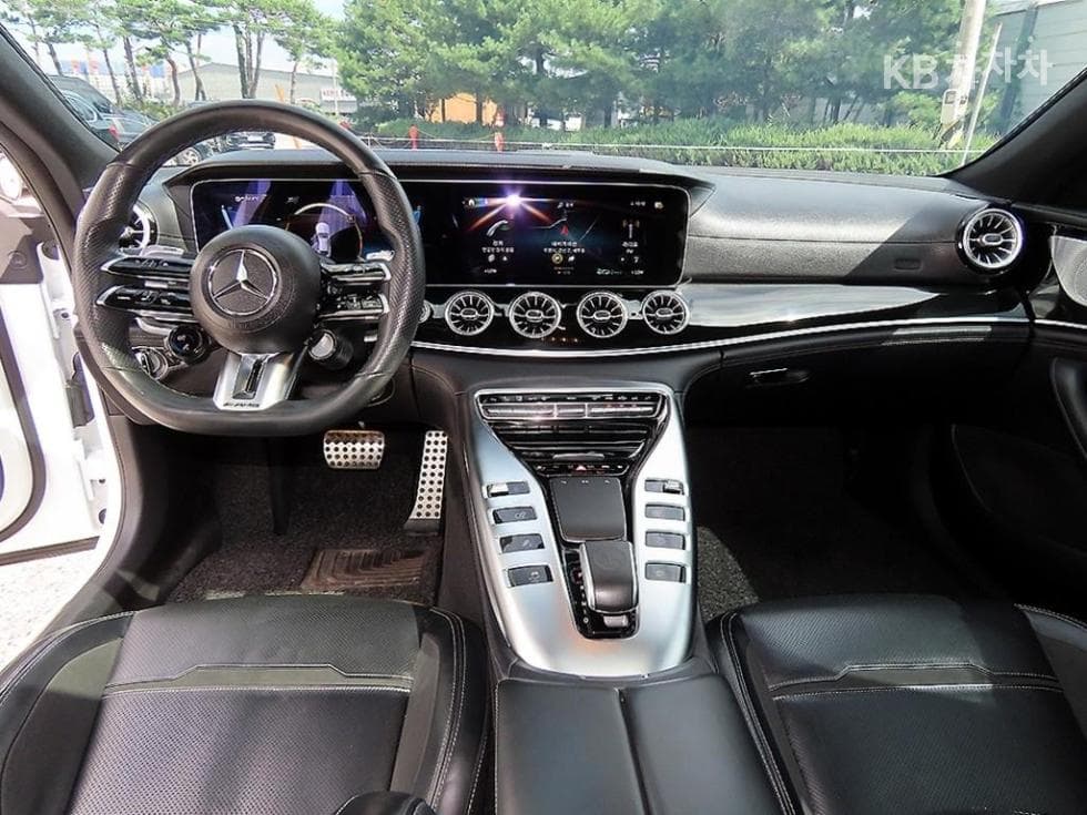 Mercedes-Benz - AMG GT | 43 4MATIC+ Base 7