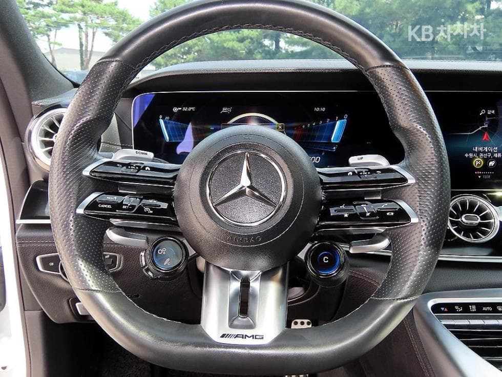 Mercedes-Benz - AMG GT | 43 4MATIC+ Base 8