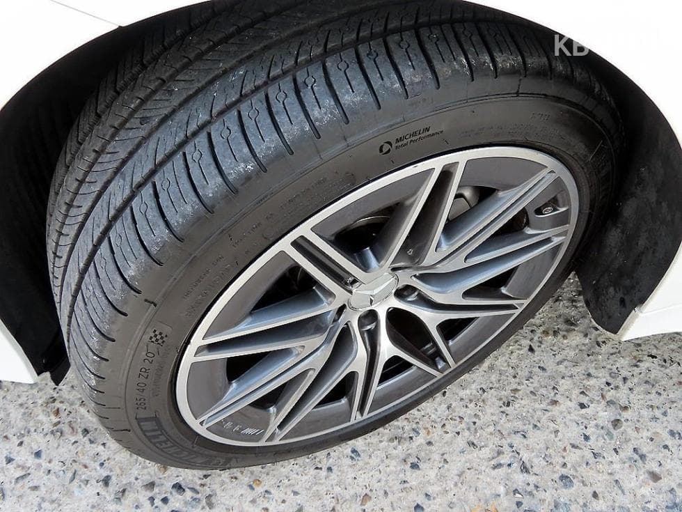 Mercedes-Benz - AMG GT | 43 4MATIC+ Base 20