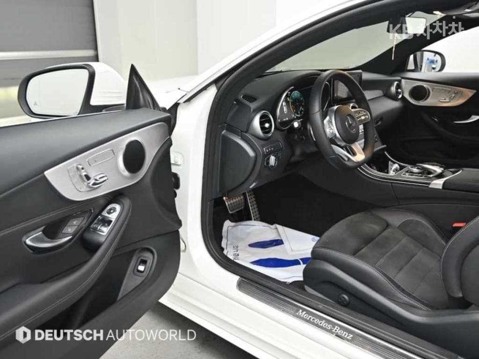 مرسيدس - C-Class | The New Coupe 11