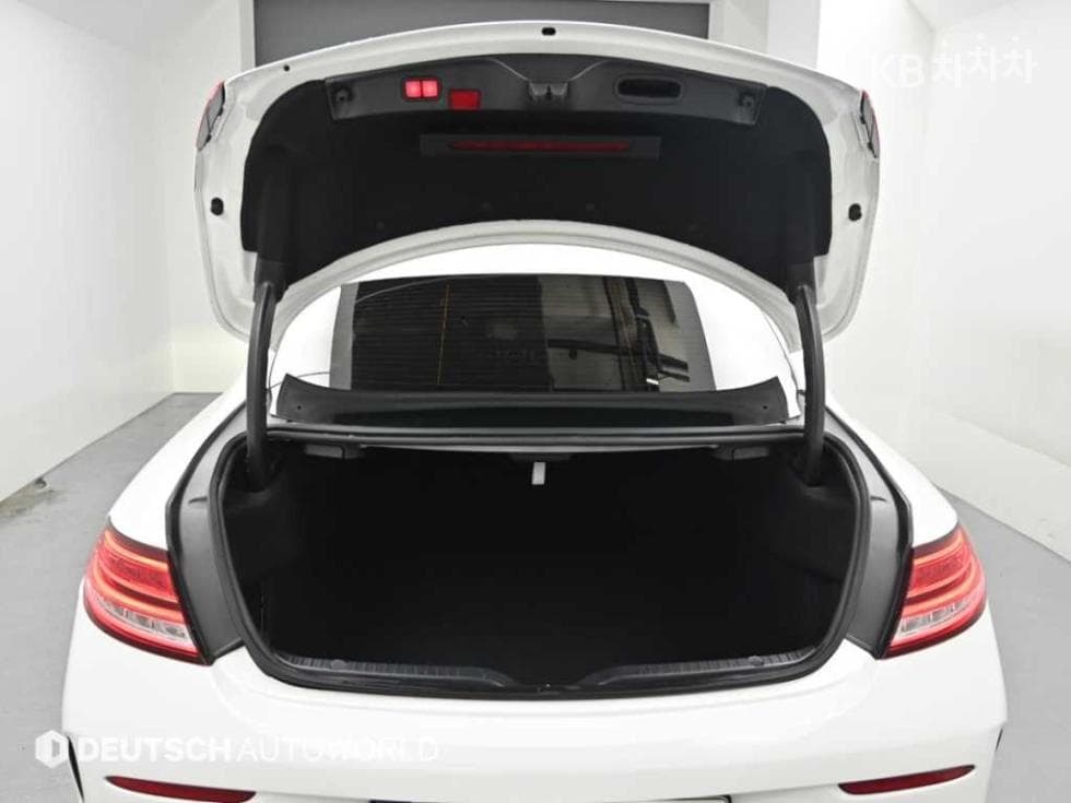 مرسيدس - C-Class | The New Coupe 19