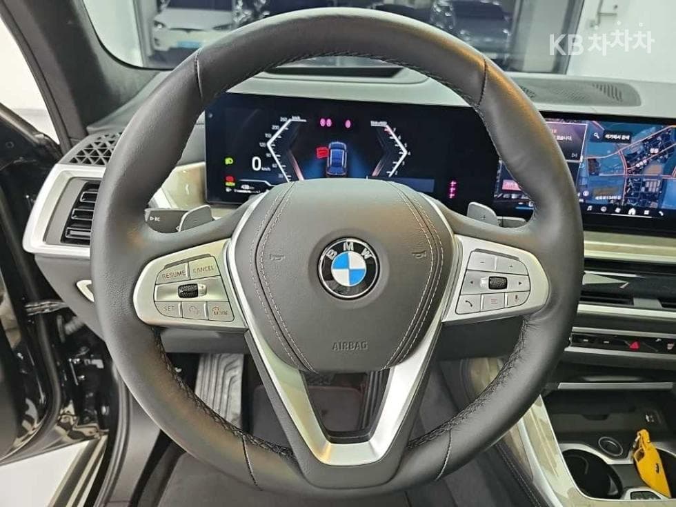 BMW - X7 | xDrive 40 ThePure 6Seater 9
