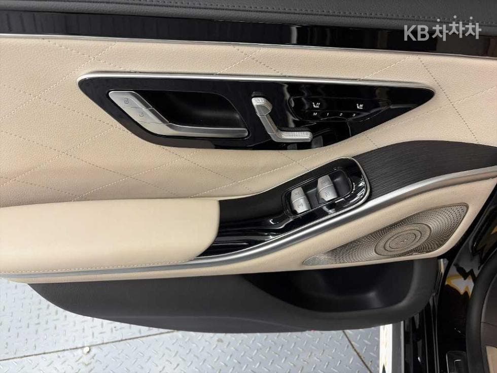 مرسيدس - S-Class | S400 4Matic Base 13