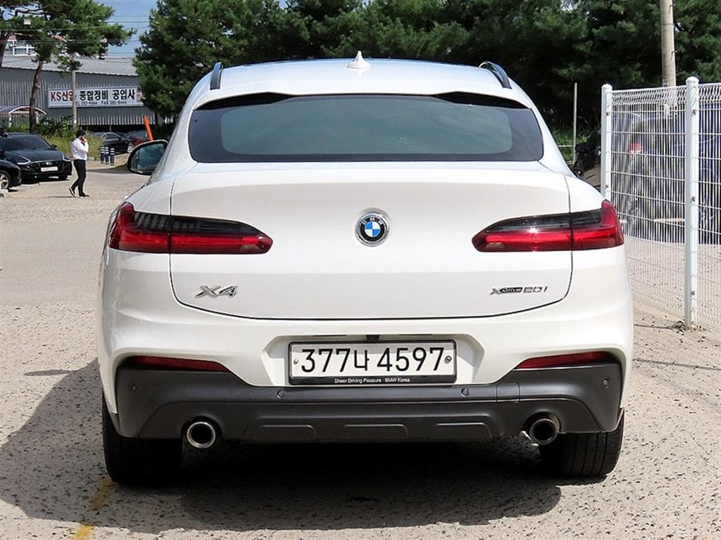 بي إم دبليو - X4 | New xDrive 20 M Sport X 4