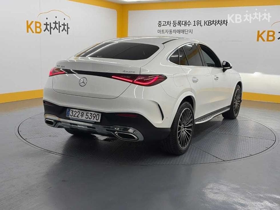 مرسيدس - GLC-Class | 300 4Matic Coupe AMG Line 4