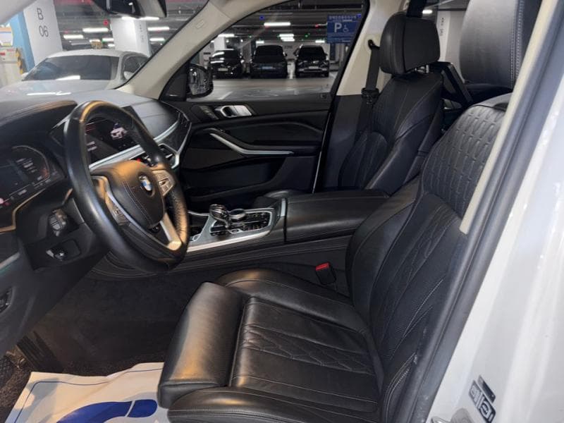 BMW - X7 | xDrive 30 The Pure 6