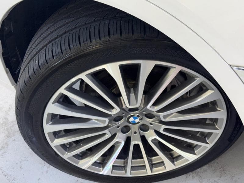 BMW - X7 | xDrive 30 The Pure 20