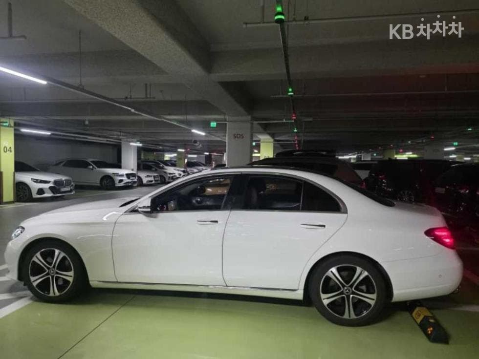 مرسيدس - E-Class | E200 Avantgarde 3