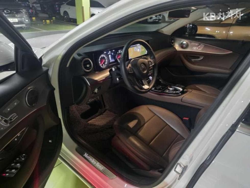مرسيدس - E-Class | E200 Avantgarde 6